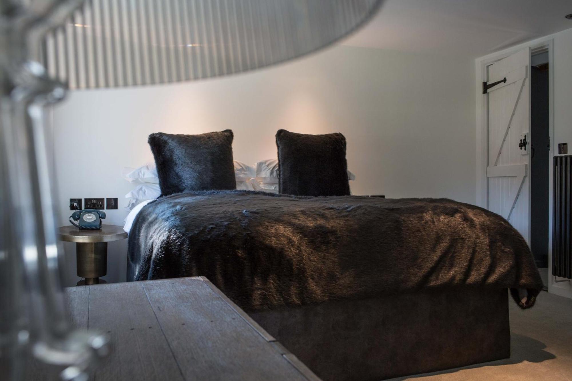 Idle Waters Villa Dedham Bagian luar foto