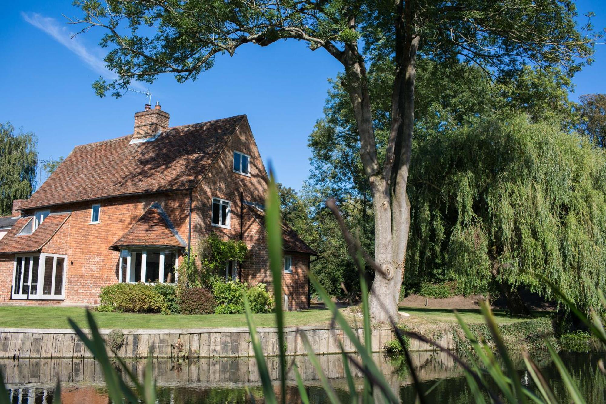 Idle Waters Villa Dedham Bagian luar foto